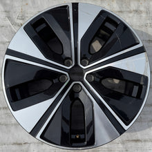 Laden Sie das Bild in den Galerie-Viewer, 1x Alufelge 19 Zoll 8.0&quot; 5x108 50ET 32327781 Polestar 1 Rim Wheel