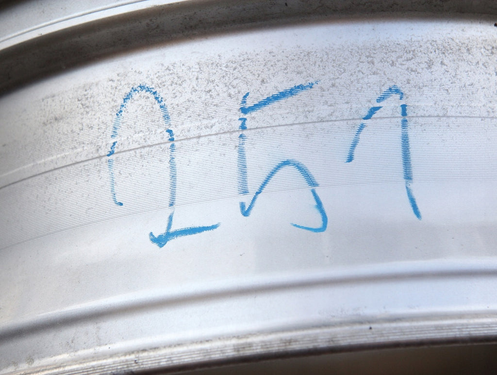 1x Alufelge 18 Zoll 7.0" 5x114.3 46ET 20402D8 Mitsubishi Rim Wheel