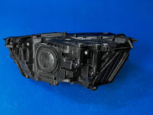 Load image into Gallery viewer, Frontscheinwerfer Audi Q3 83A941036 LED Rechts Scheinwerfer Headlight