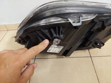 Laden Sie das Bild in den Galerie-Viewer, Frontscheinwerfer Mercedes-Benz W212 A2128203761 A2128203761KZ Xenon Rechts SCH2317502488ls