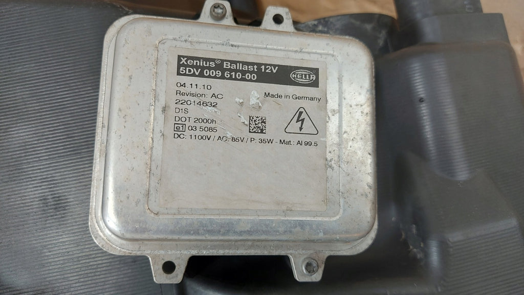 Frontscheinwerfer Mercedes-Benz Viano A6398202861 Xenon Links Headlight SCH3457051026em