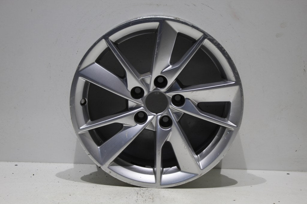 1x Alufelge 16 Zoll 7.0" 5x112 35ET Glanz Silber 8W0601025 Audi A4 B9 Rim Wheel