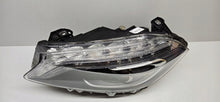 Laden Sie das Bild in den Galerie-Viewer, Frontscheinwerfer Mercedes-Benz W176 A1768205261 Xenon Links Headlight SCH3133571623jm