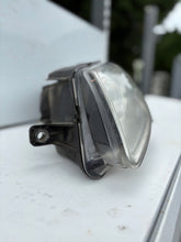 Load image into Gallery viewer, Frontscheinwerfer VW Passat 3C0941751G Xenon Links Scheinwerfer Headlight SCH6300947532ac