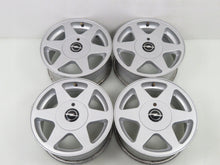 Laden Sie das Bild in den Galerie-Viewer, 4x Alufelge 15 Zoll 7.0" 5x110 33ET Glanz Silber KBA42428 Opel Vectra Rim Wheel FEL7226772346am