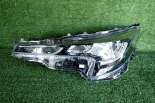 Laden Sie das Bild in den Galerie-Viewer, Frontscheinwerfer Toyota Corolla 81150-02S50 Links Scheinwerfer Headlight SCH7510006748re