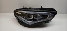 Laden Sie das Bild in den Galerie-Viewer, Frontscheinwerfer Mercedes-Benz Cla A1189068400 LED Rechts Headlight SCH1070646032lm