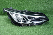 Laden Sie das Bild in den Galerie-Viewer, Frontscheinwerfer VW Golf VIII 90150891 5H1941006 Rechts Scheinwerfer Headlight SCH9187274056lf