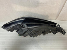 Laden Sie das Bild in den Galerie-Viewer, Frontscheinwerfer Mazda 6 Gj GRF5-51040 LED Links Scheinwerfer Headlight SCH4701441247cm