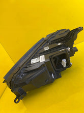Load image into Gallery viewer, Frontscheinwerfer Mercedes-Benz Gle A1679068607 Full LED Rechts Headlight SCH9441388759qh