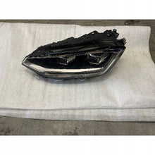 Load image into Gallery viewer, Frontscheinwerfer VW Sportsvan 90141152 Links Scheinwerfer Headlight SCH1619591090tt