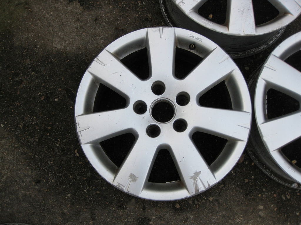 1x Alufelge 16 Zoll 6.5" 5x112 42ET 3C0601025Q VW Passat Rim Wheel