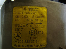 Laden Sie das Bild in den Galerie-Viewer, Frontscheinwerfer Mercedes-Benz W203 A2038203761 Xenon Links Headlight SCH1723746281dp