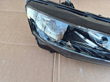 Laden Sie das Bild in den Galerie-Viewer, Frontscheinwerfer Skoda Scala 655941016A Rechts Scheinwerfer Headlight SCH1372832949es