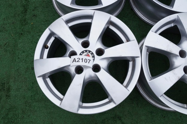 4x Alufelge 16 Zoll 6.5" 5x114.3 40ET Glanz Silber P50665008 Honda I Z Rim Wheel FEL5067190106ek