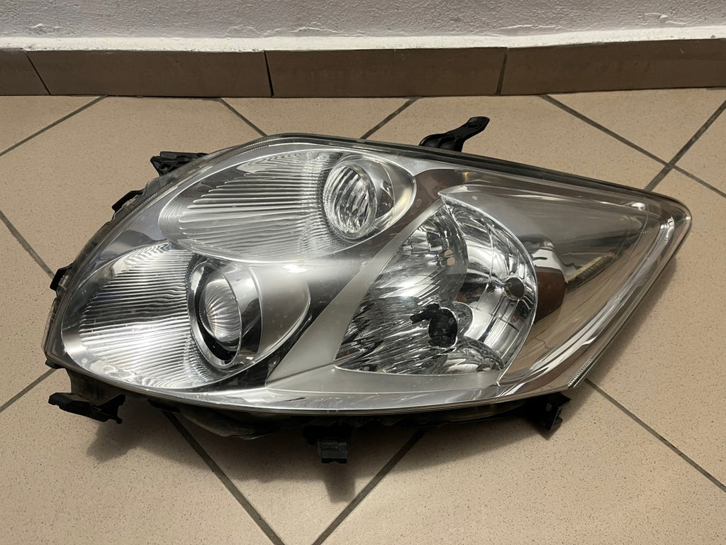Frontscheinwerfer Toyota Auris 81170-02460 Links Scheinwerfer Headlight SCH8498936129gl