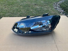 Load image into Gallery viewer, Frontscheinwerfer VW Polo Links Scheinwerfer Headlight