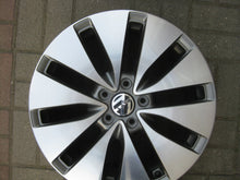 Laden Sie das Bild in den Galerie-Viewer, 1x Alufelge 18 Zoll 7.5" 5x112 51ET Silber 1K0601025BE VW Golf Rim Wheel FEL2004931779lr