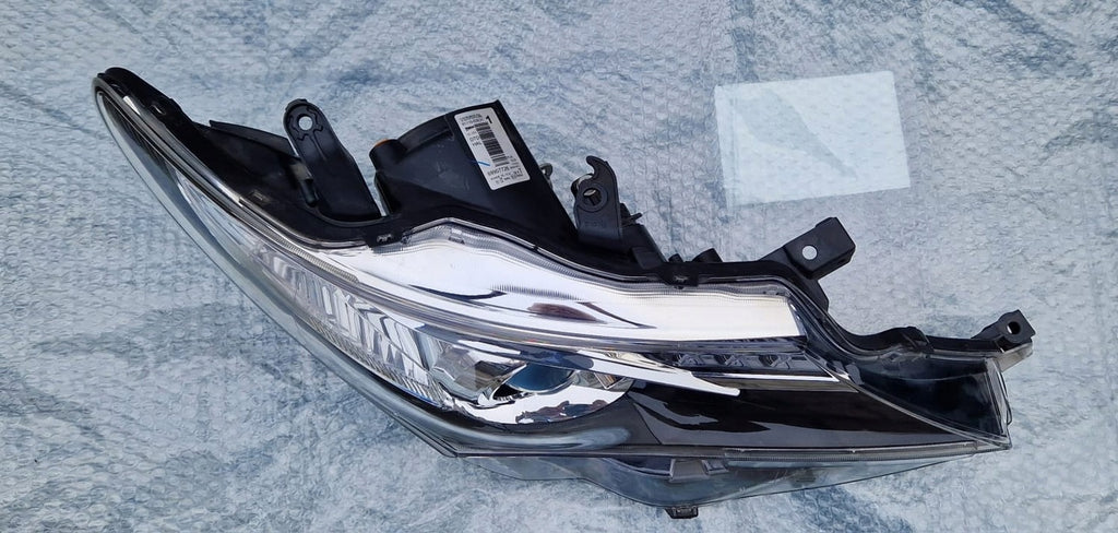 Frontscheinwerfer Toyota Auris 81150-02E21 89907727 LED Rechts Headlight