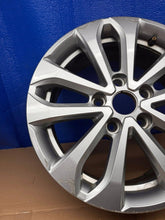 Load image into Gallery viewer, 1x Alufelge 16 Zoll 6.5" 5x114.3 44ET 403005287R Renault Megane 1 Iv Rim Wheel FEL4778174293sr