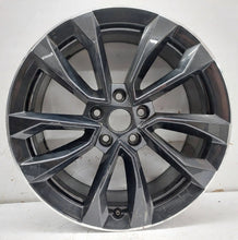 Laden Sie das Bild in den Galerie-Viewer, 1x Alufelge 18 Zoll 7.0&quot; 5x112 45ET 57A601025AD Skoda Karoq Rim Wheel