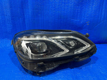 Laden Sie das Bild in den Galerie-Viewer, Frontscheinwerfer Mercedes-Benz W212 A2128205639 Rechts Scheinwerfer Headlight SCH6729894079bx