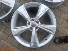 Laden Sie das Bild in den Galerie-Viewer, 4x Alufelge 19 Zoll 7.0" 5x112 34ET Glanz Silber 80A601025K Audi Rim Wheel FEL8646284120yi