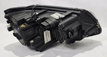 Laden Sie das Bild in den Galerie-Viewer, Frontscheinwerfer VW T5 7E5941015 030125327100 Xenon Links Headlight SCH5405125586ed
