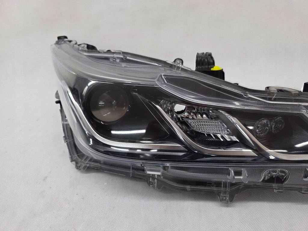 Frontscheinwerfer Toyota Corolla 81110-02T31-00 Rechts Scheinwerfer Headlight SCH9329476506gu