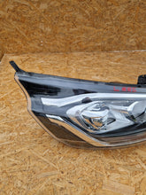 Laden Sie das Bild in den Galerie-Viewer, Frontscheinwerfer Ford Transit Custom 01061299900010 Halogen Rechts Headlight SCH1606087396or