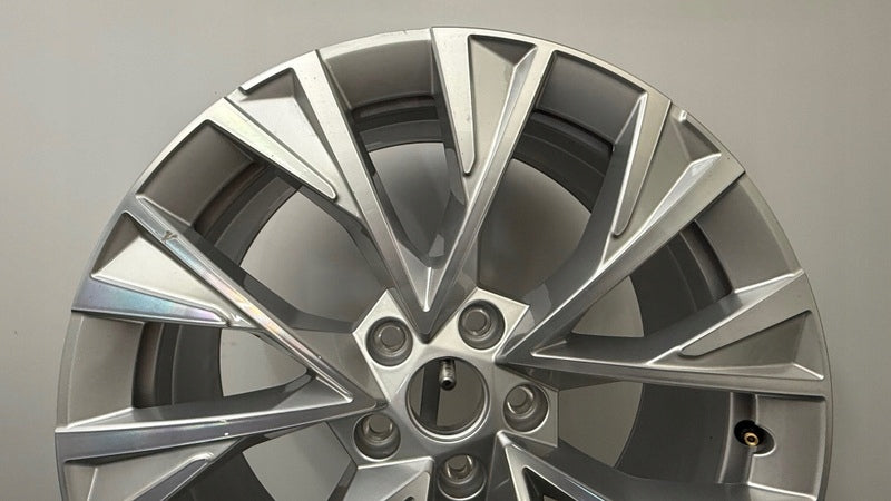 1x Alufelge 18 Zoll 8.0" 5x112 44ET Glanz Silber 3P0601025E Skoda Superb FEL2223996424zr