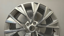 Load image into Gallery viewer, 1x Alufelge 18 Zoll 8.0" 5x112 44ET Glanz Silber 3P0601025E Skoda Superb FEL2223996424zr
