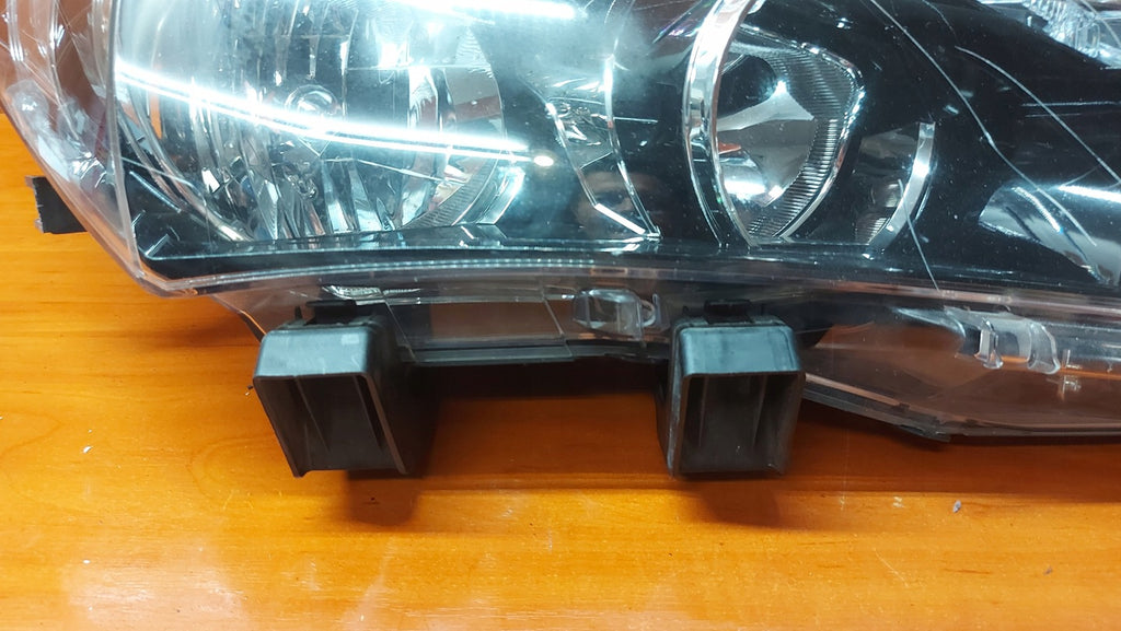 Frontscheinwerfer Toyota Corolla 81110-01E71 LED Rechts Scheinwerfer Headlight SCH7060442002hk