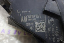 Laden Sie das Bild in den Galerie-Viewer, Frontscheinwerfer Audi A3 8V0941005E Xenon Links Scheinwerfer Headlight