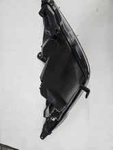 Load image into Gallery viewer, Frontscheinwerfer Toyota Aygo 811700H210 Links Scheinwerfer Headlight SCH5509319141fk