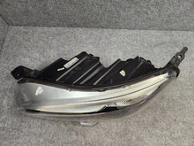 Load image into Gallery viewer, Frontscheinwerfer Peugeot Expert Traveller 9808572680-00 Links Headlight SCH6179896954yv