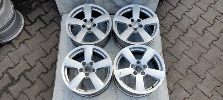 4x Alufelge 16 Zoll 7.0" 5x112 39ET Seat Rim Wheel FEL8576888280ze