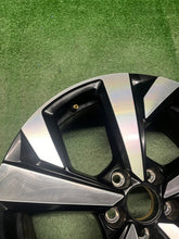 Laden Sie das Bild in den Galerie-Viewer, 1x Alufelge 17 Zoll 6.5" 5x100 39ET Glanz Silber 2G7601025B VW T-Cross Rim Wheel FEL5888329723dm