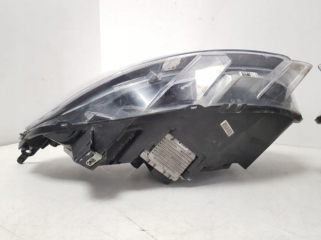 Frontscheinwerfer Opel Zafira Tourer Vivaro C 9832836480 9832837680 Ein Satz SCH8244269869ve