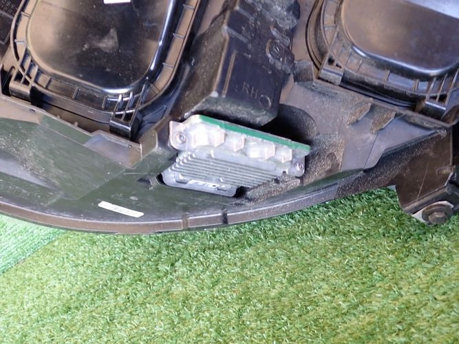 Frontscheinwerfer Opel Zafira C Vivaro 9832836480 Xenon Rechts Headlight