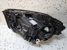 Laden Sie das Bild in den Galerie-Viewer, Frontscheinwerfer Mercedes-Benz W247 2479064204 Full LED Rechts Headlight SCH3342360467zy