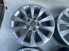 Laden Sie das Bild in den Galerie-Viewer, 4x Alufelge 16 Zoll 6.5" 5x110 Glanz Silber 1336661 Opel Zafira Meriva Rim Wheel FEL2225449930we