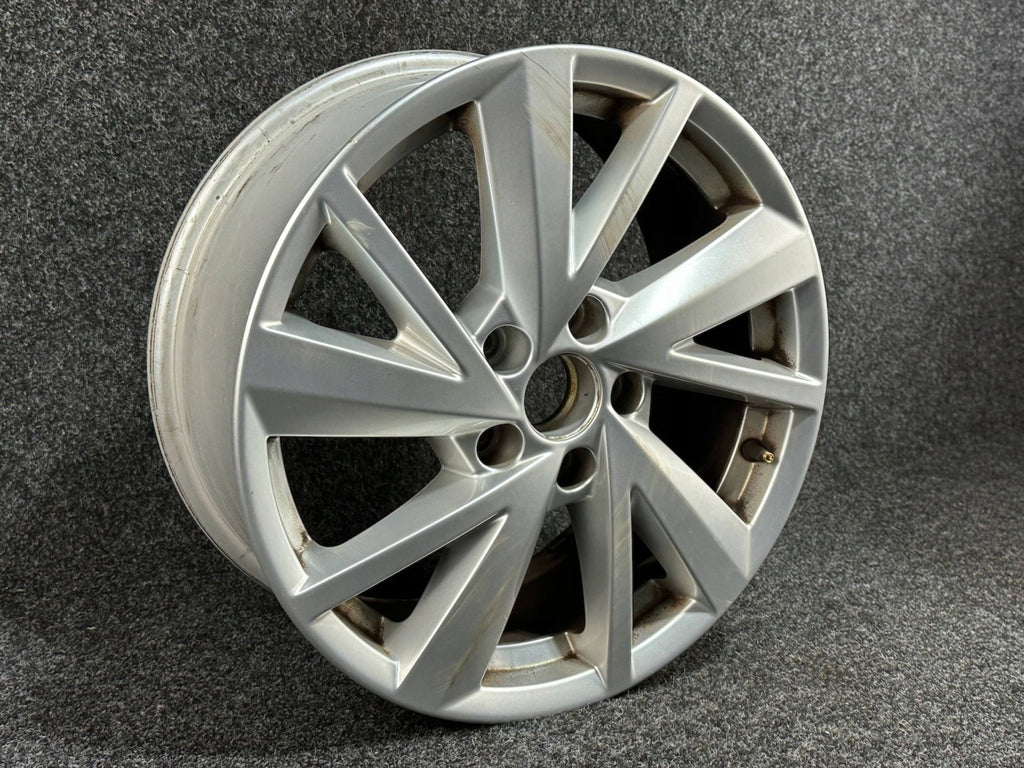 1x Alufelge 17 Zoll 81A601025C Audi Q2 Rim Wheel FEL2495355682it
