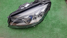 Laden Sie das Bild in den Galerie-Viewer, Frontscheinwerfer Mercedes-Benz W205 A2059061506KZ LED Links Headlight SCH5777084888hy