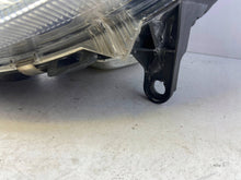 Laden Sie das Bild in den Galerie-Viewer, Frontscheinwerfer Mercedes-Benz W211 A2118203561 Links Scheinwerfer Headlight SCH2744171389ld