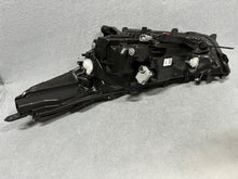 Load image into Gallery viewer, Frontscheinwerfer Toyota Highlander 10000-8A06K LED Rechts Headlight SCH7619302080qg