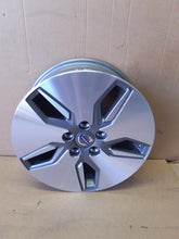 Laden Sie das Bild in den Galerie-Viewer, 1x Alufelge 16 Zoll 6.5&quot; 5x108 52ET 31255890 Volvo C30 S40 V50 Rim Wheel