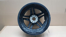 Laden Sie das Bild in den Galerie-Viewer, 1x Alufelge 18 Zoll 7.5&quot; 5x112 44ET 75JX18 Mercedes-Benz W205 Rim Wheel