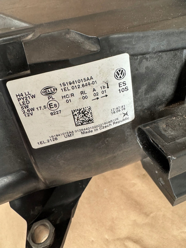 Frontscheinwerfer VW Up 1S1941015AA Links Scheinwerfer Headlight