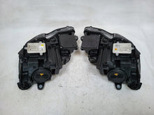 Laden Sie das Bild in den Galerie-Viewer, Frontscheinwerfer Mercedes-Benz W204 A2048205559 Xenon Ein Satz Headlight SCH7559447069wm